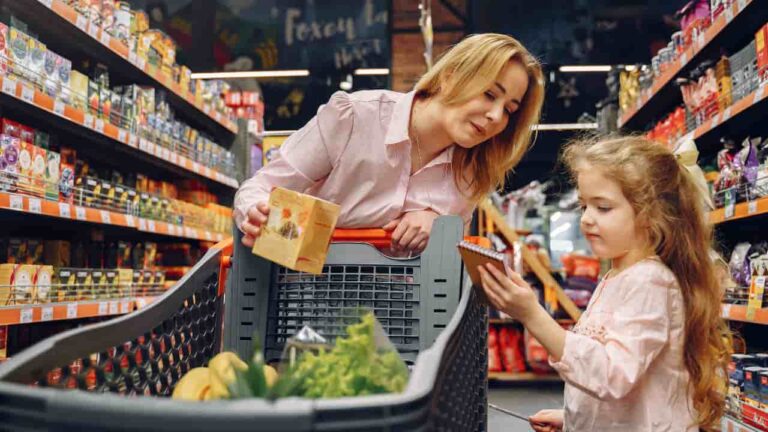fssai-bans-food-product-claiming-100-food-labels